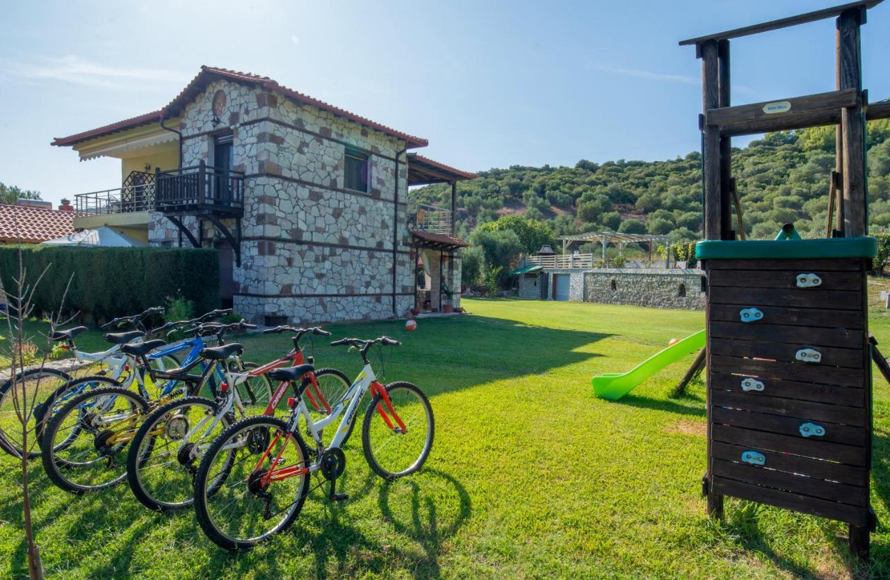 Hotel Niriides Porto Koufo Exterior foto